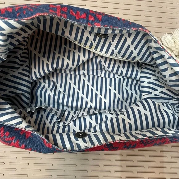 Volcom Canvas Hobo Bag Womens Large Red Navy Bird Print Rope Handle Condition - Picture 5 of 7